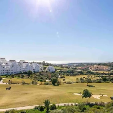 アパート Luxury Penthouse Golf Apartment エステポナ